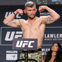 Damien Brown Damien Brown - UFC Lightweight Fighter